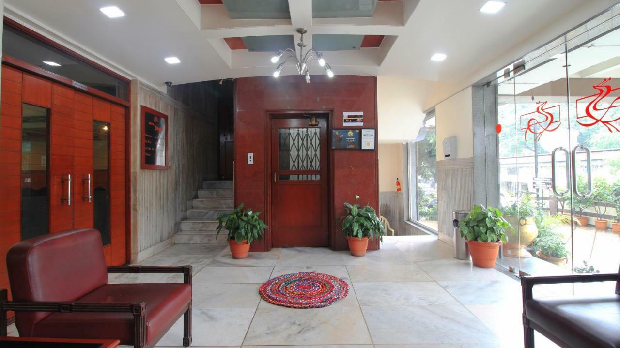 Hotel Sargam Pune Exterior photo